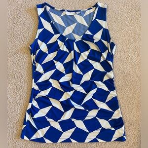 New York & Company Blue and White Geometric Ruched Blouse - Medium